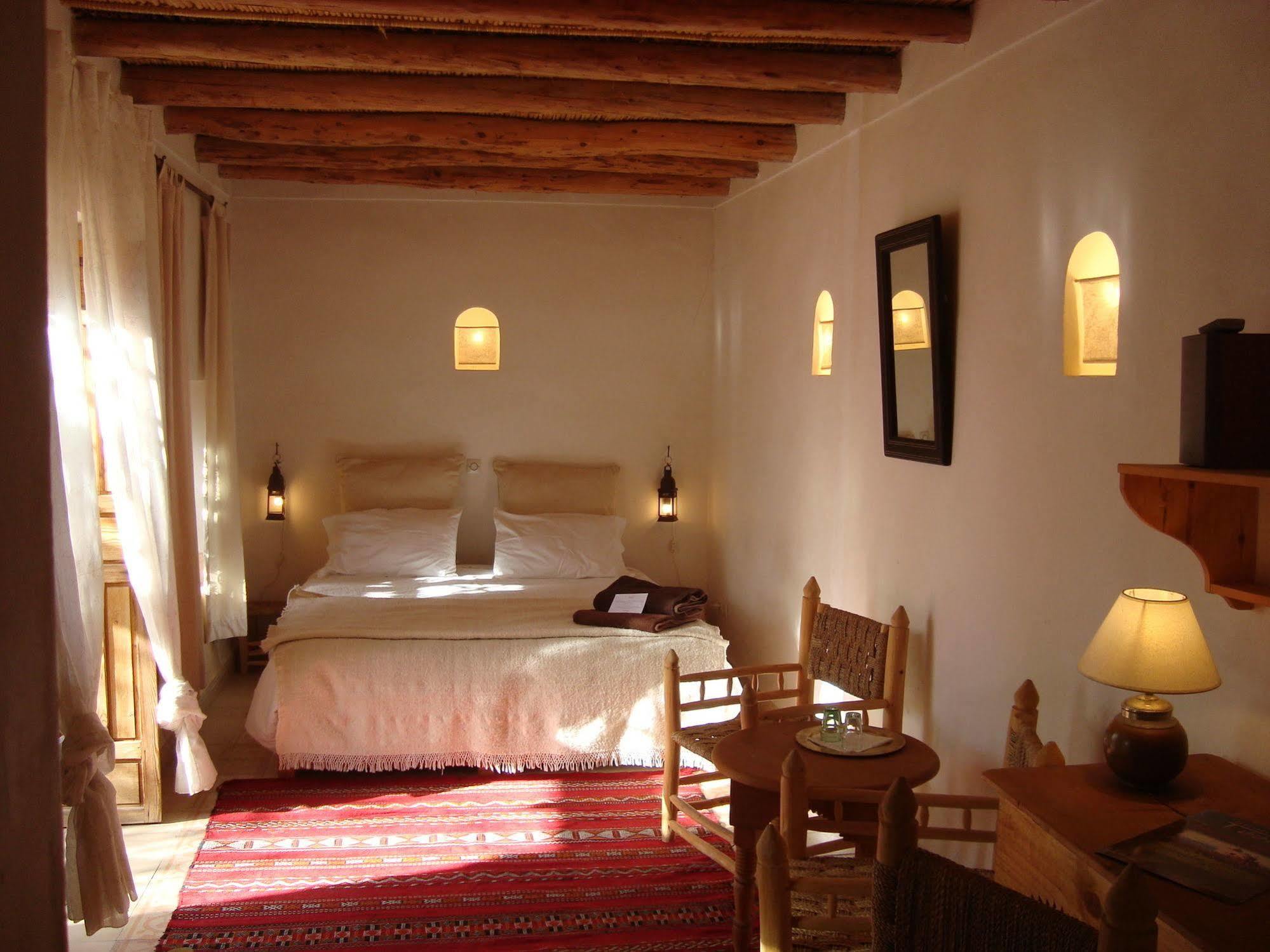Jnane Tihihit Bed & Breakfast Lalla Takerkoust Bagian luar foto